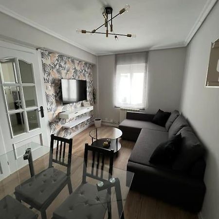 Ferienwohnung Piso Acogedor Cerca Del Centro. Burgo Exterior foto